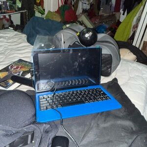 Blue Tablet with Black Keyboard